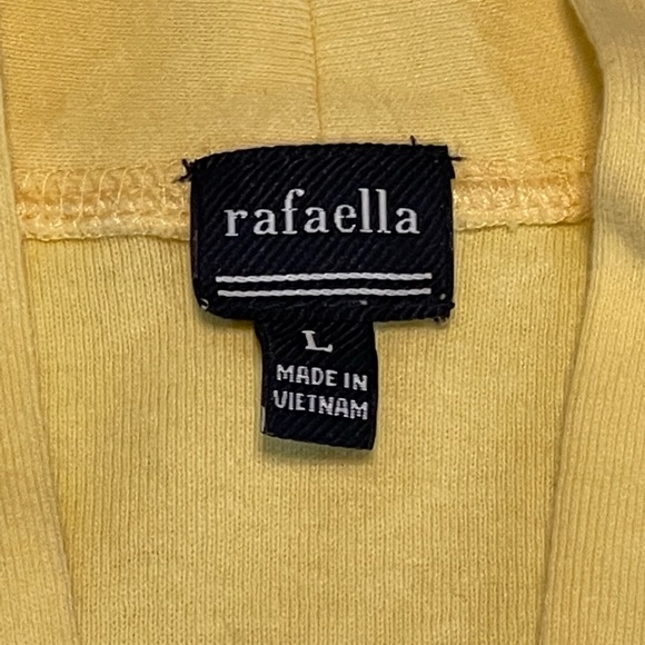 Ladies Top - Picture 4 of 9